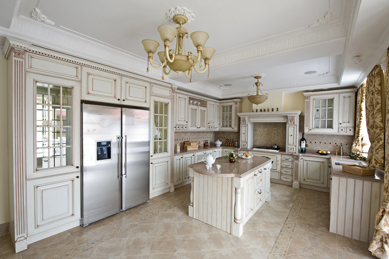 Photo of a kitchen with pinstriped cabinets